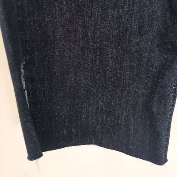 Lee Riders Mid Rise Straight Jeans Sz 10P Petite Altered Hem Slit Denim Great - Picture 8 of 9